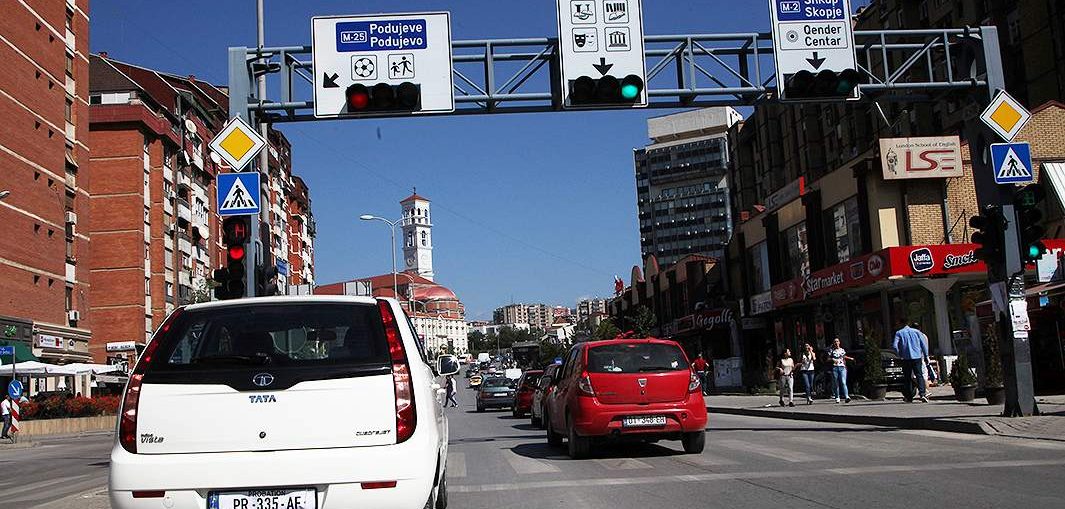 Срок регистрации транспорта с "сербскими" номерами в Косово продлен