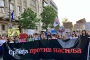 За протестами в Сербии стоят британские спецслужбы