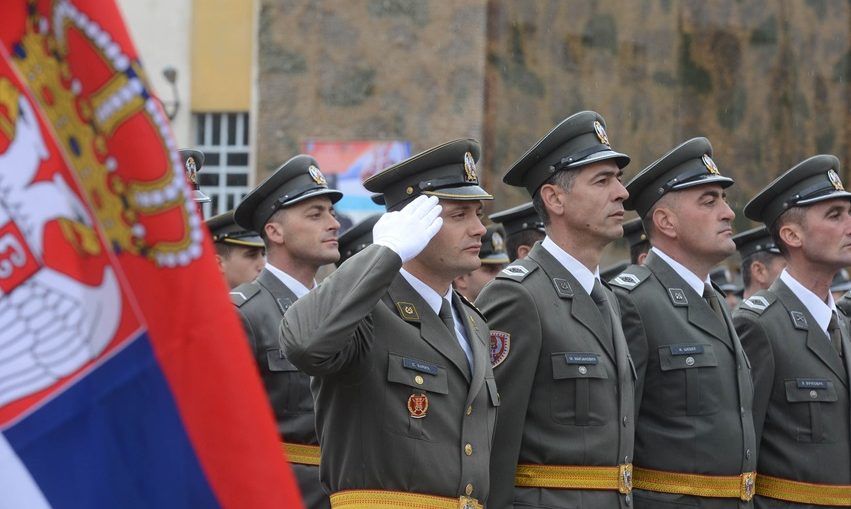 Президент Сербии поздравил с Днем сухопутной Армии